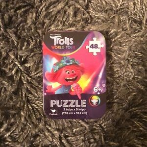Mini trolls puzzle
